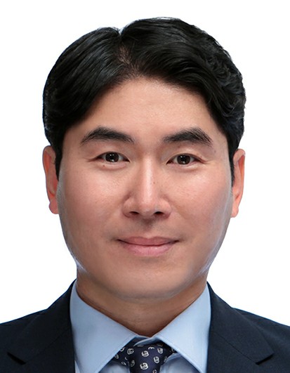 저자 사진