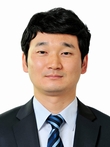 저자 사진